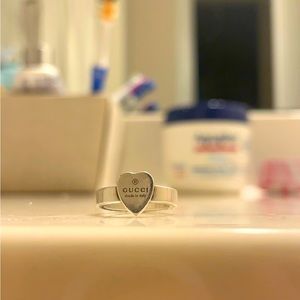 Gucci women’s heart engraved ring. recently bought in August. 100% Authentic
